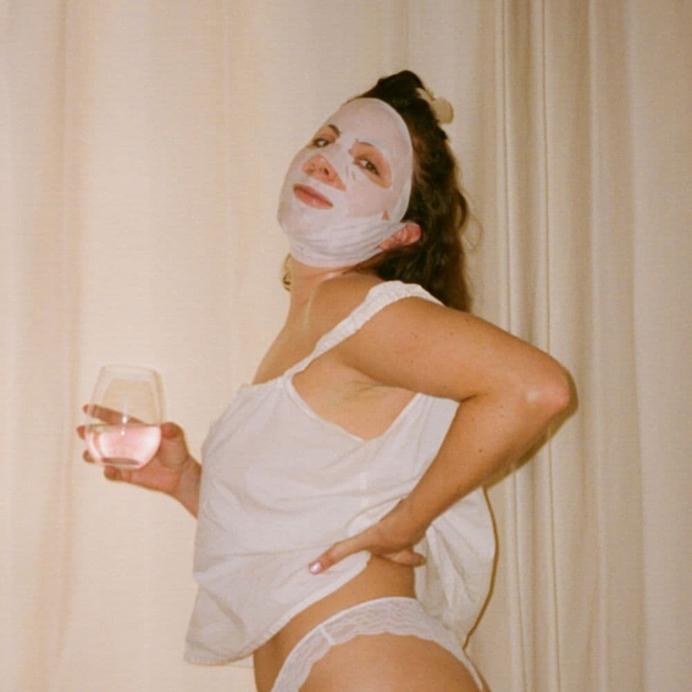  Want Skincare That Actually Works? A Super Facialist Confirms These 8 Products Never Fail 