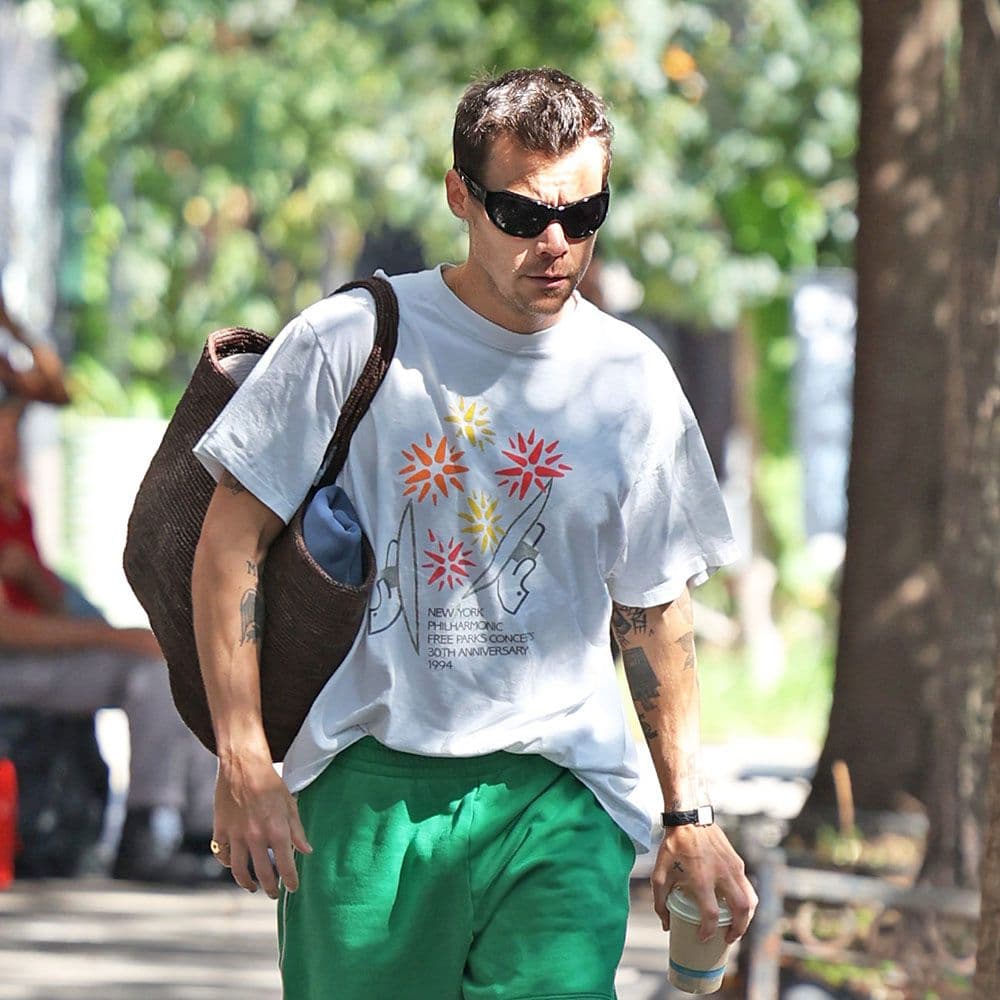 Hold the Sneakers—This Is the Fall Flat-Shoe Trend to Wear With Shorts Starting Now