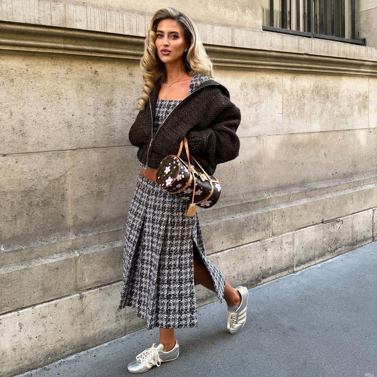  If You're Going to Wear Sneakers in Paris in 2026, Wear Them With These 6 Chic Items 