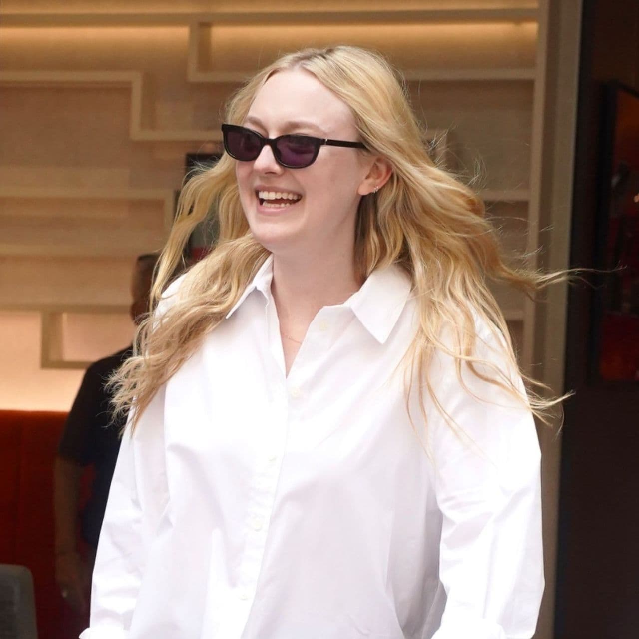 American Celebs in Paris Wear This Shoe Trend to Blend in With French Girls