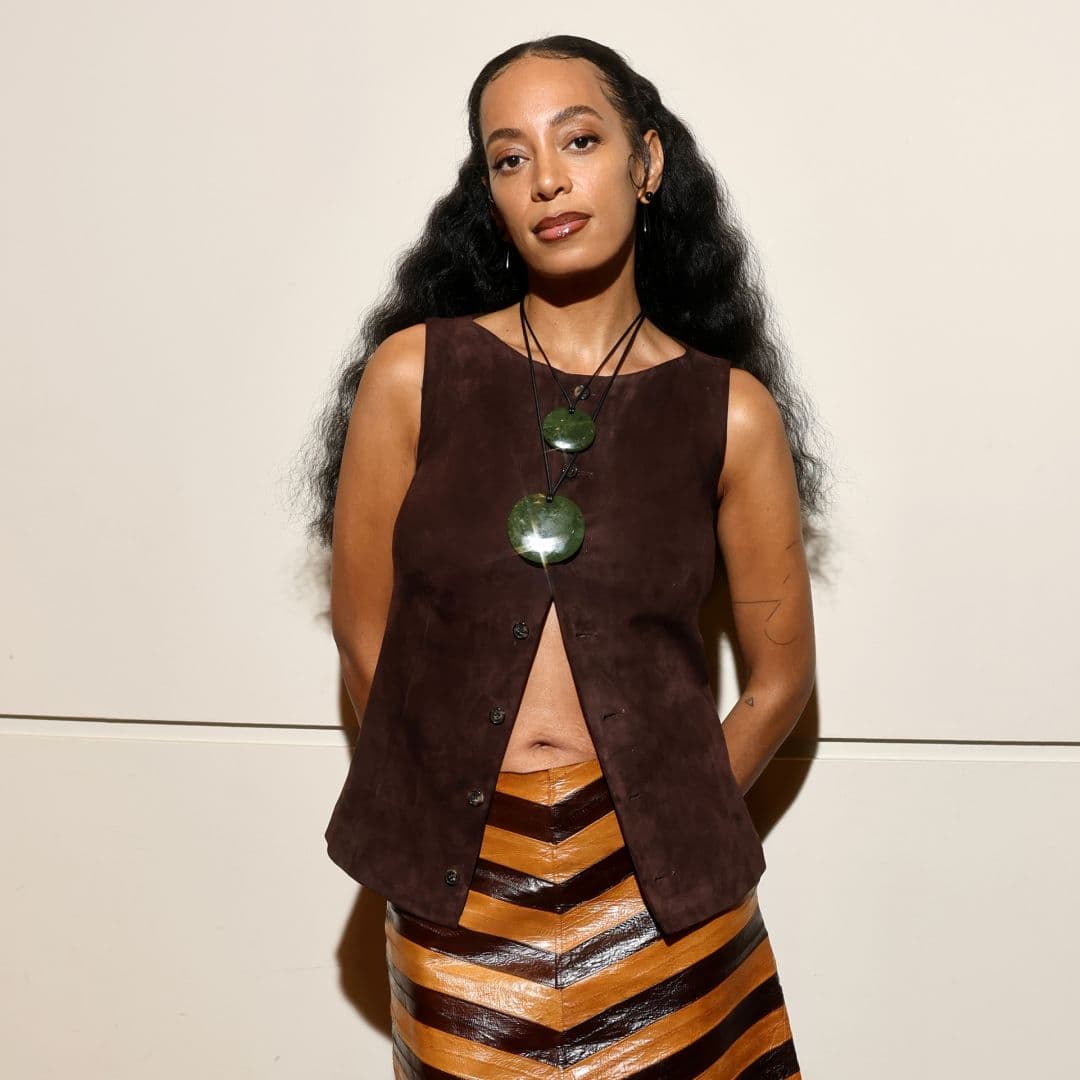 Solange Knowles Just Revealed the Ultimate Short Hairstyle for Summer—A Fashion-Girl Buzzcut 