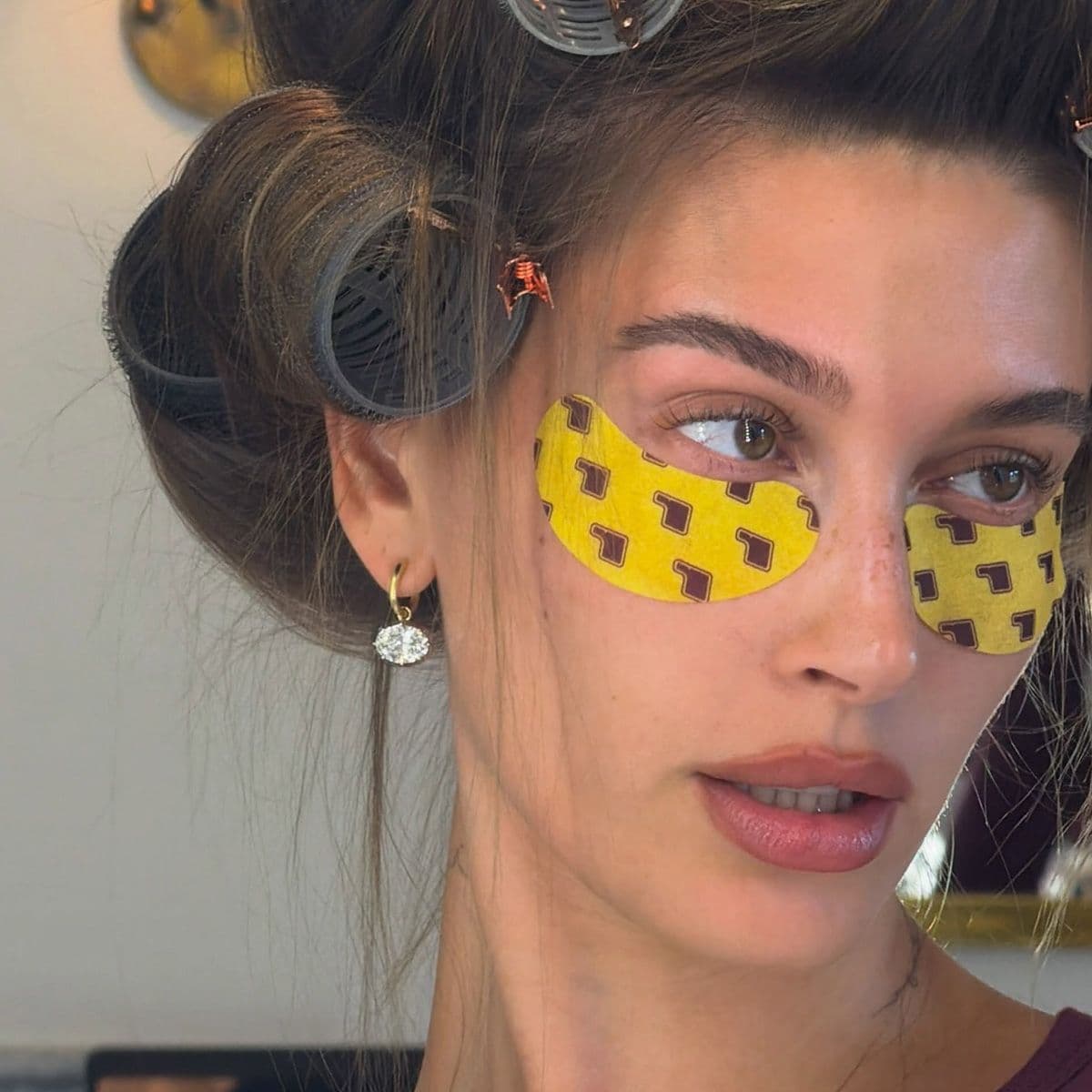  The Anti-Trend Jewelry Item That's Quietly Taking Over 2026 