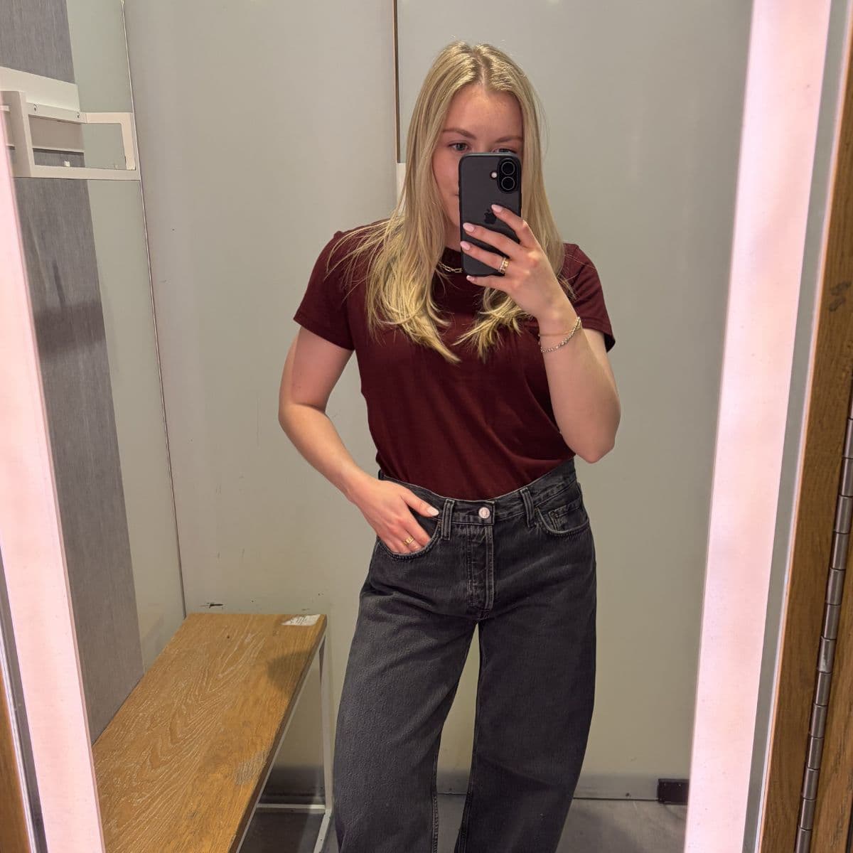  I Just Tried the Jeans Every Chic Woman Is Wearing Right Now—Here's Why They're Worth the Hype 