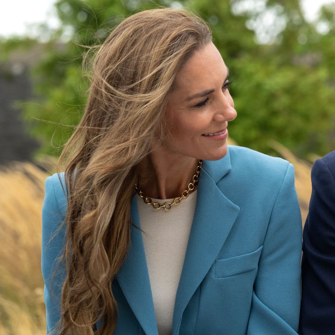  Princess Kate Makes “Significant” Jewelry Choice on Surprise Outing 