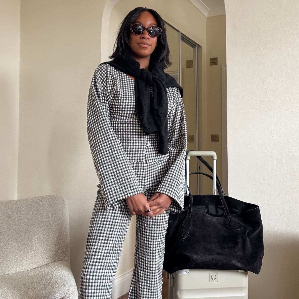 The Art Of Airport Style: One Seasoned Editor On Why She Still Dresses Up for the Airport—And How To Do It