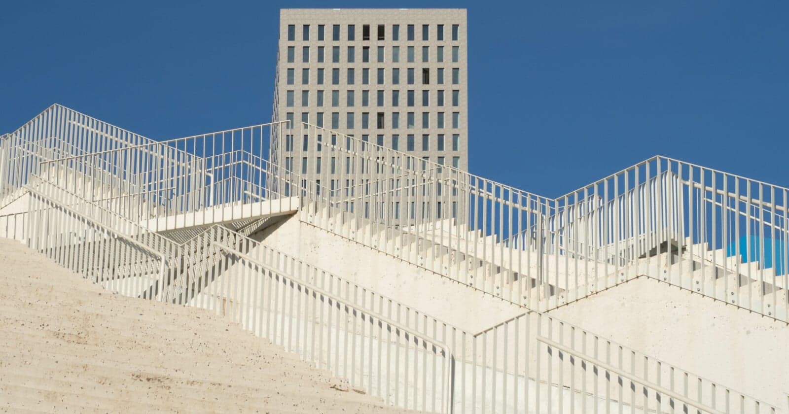 How to Get Pin-Sharp Photos: Fixing Common Causes of Blurry Images