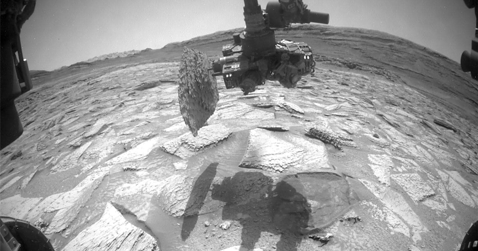 Curiosity Rover Got its Arm Stuck in a Martian Rock