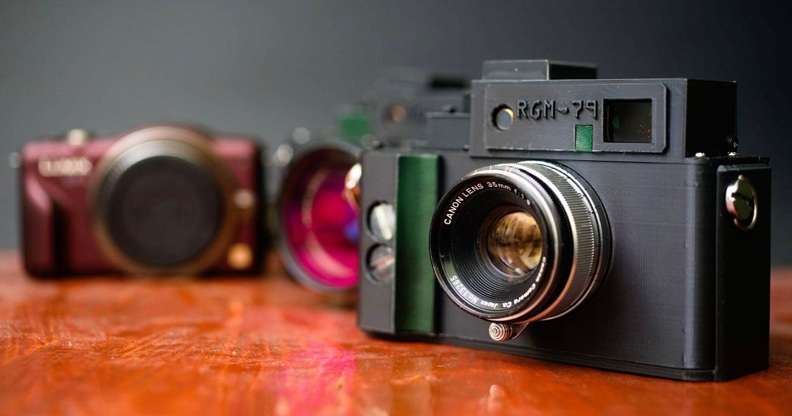 DIY Project Turns a Panasonic GF3 and Soviet Fed 5 Into a Digital Rangefinder