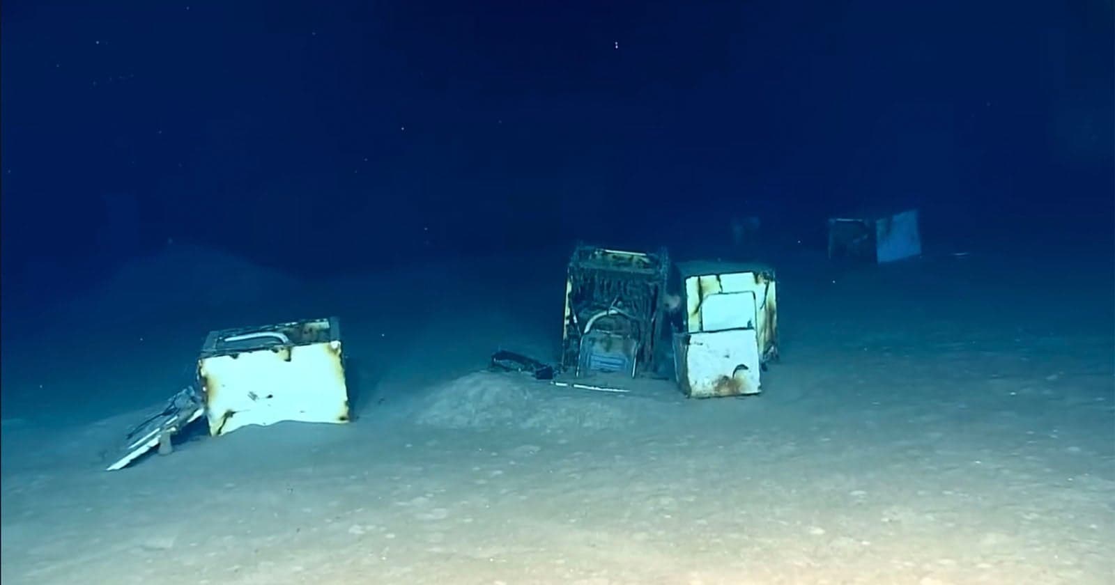 Underwater Drone Looks for Shipwreck, Finds Washing Machines Instead