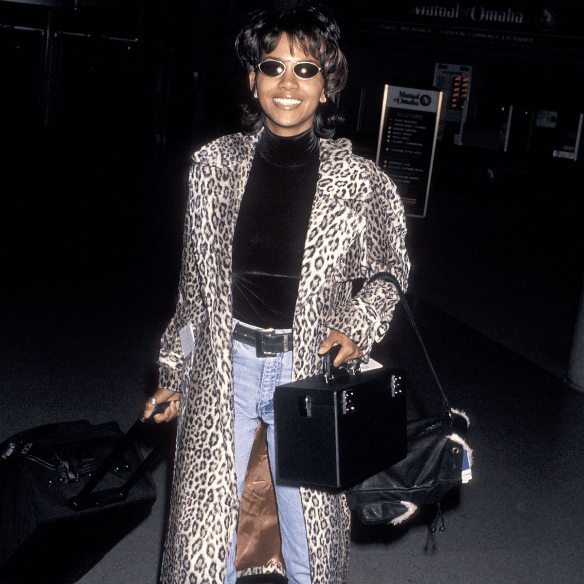 I Just Created 5 Autumn-Friendly Outfits Inspired By Iconic Celebrity Airport Looks
