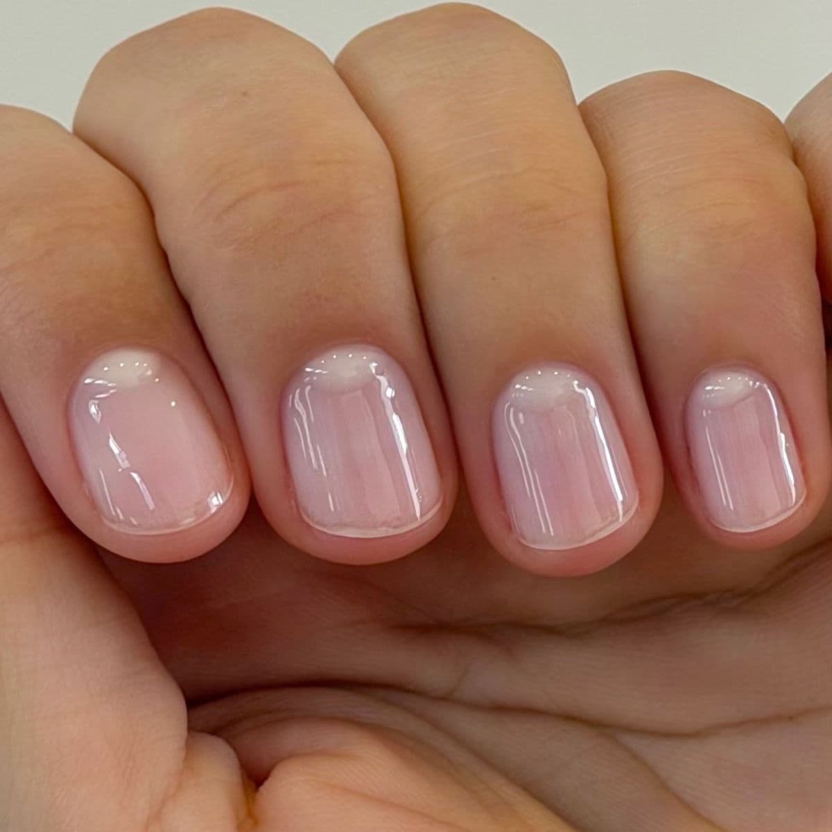 I've Been Convinced to Ditch My French Manicure for This More Expensive-Looking Alternative