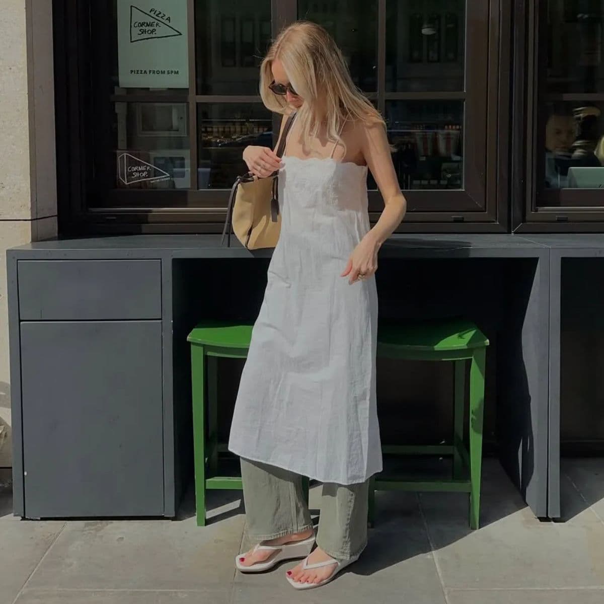 5 Minimalist Summer Shoe Trends Classic Dressers Wear When They Want to Look Chic and Expensive