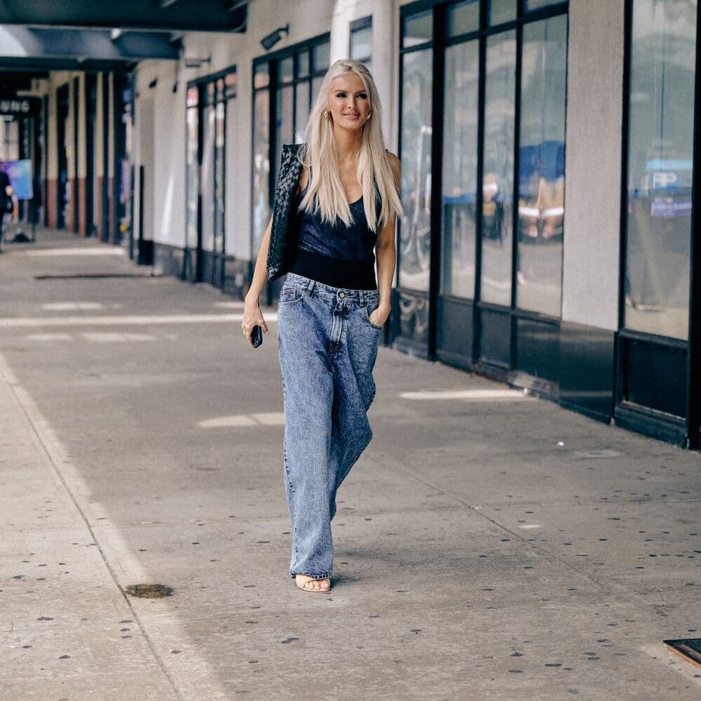 The "Jeans and a Top" Formula Is Still Going Strong—5 Outfits I'll Always Swear By