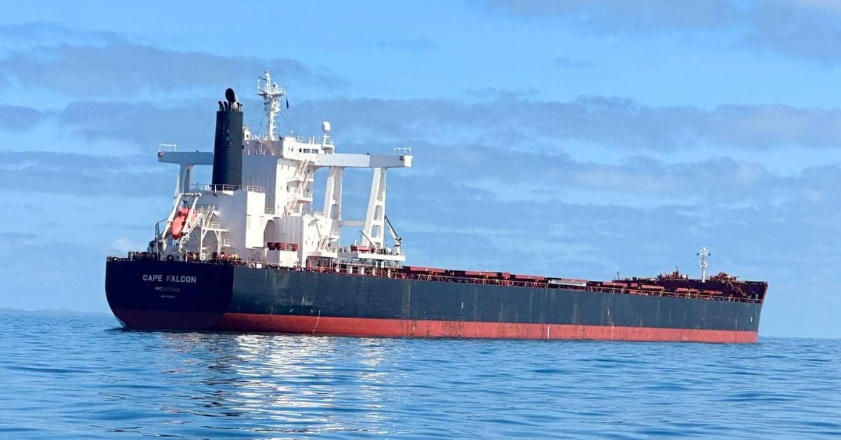 Refloating Efforts Unsuccessful; Bulk Carrier Remains Grounded Near Gladstone